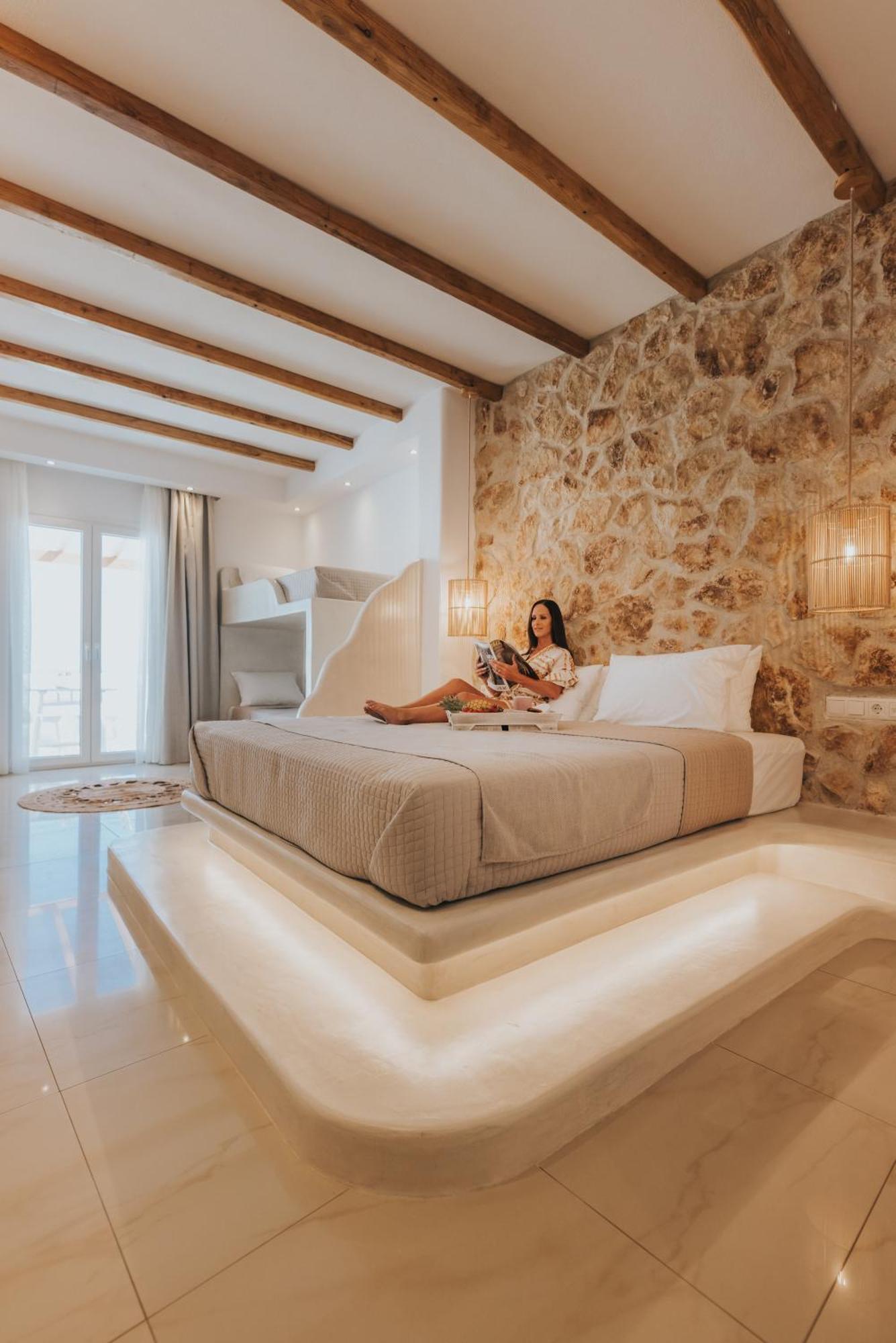 Naxos Grand Hotel Naxos City Esterno foto